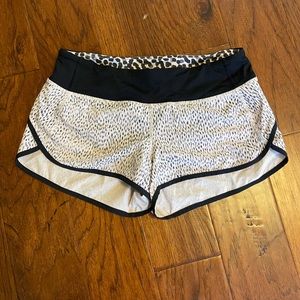 NEVER WORN - lululemon shorts